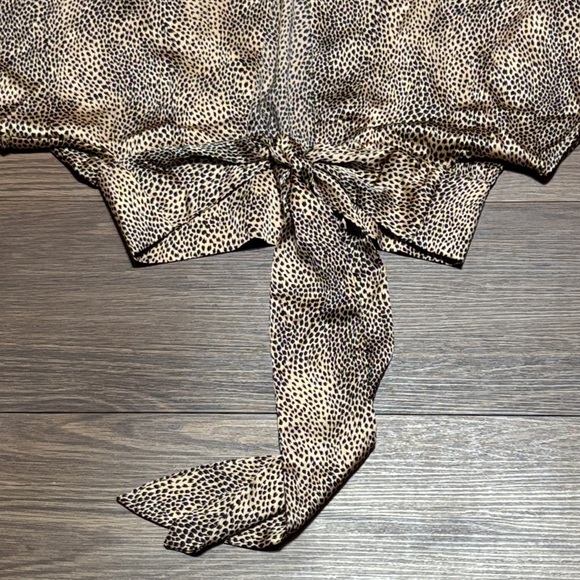 🔥🔥🔥fab'rik Brown Animal Print Tie-Front Blouse Size: Large🔥🔥🔥 - Picture 9 of 9